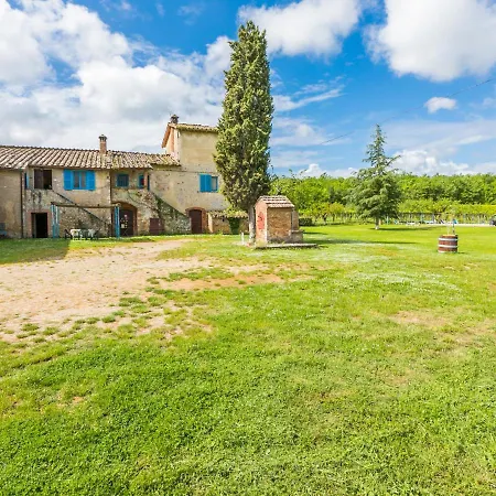 Fattoria Petraglia - Di Mezzo - Mtg202 By Interhome *