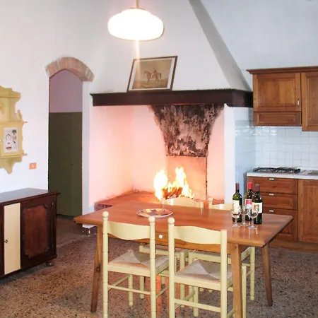 Fattoria Petraglia - Di Mezzo - Mtg202 By Interhome *
